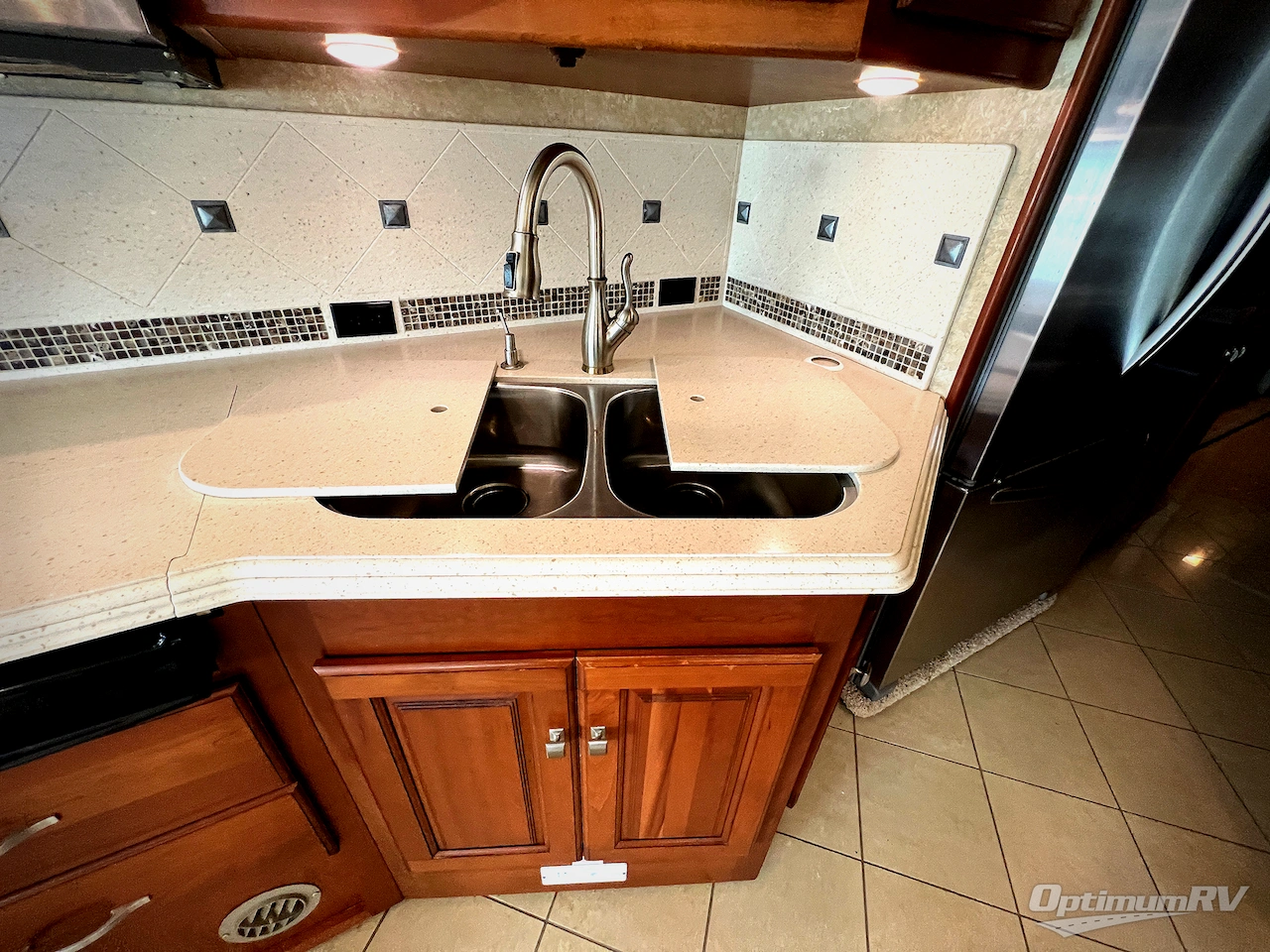 2014 Itasca Meridian 36M Photo 10