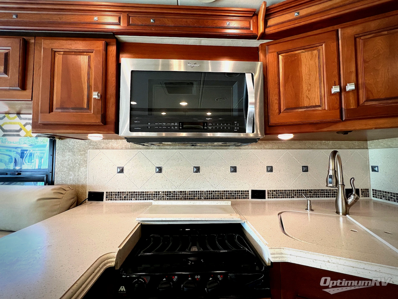 2014 Itasca Meridian 36M Photo 12