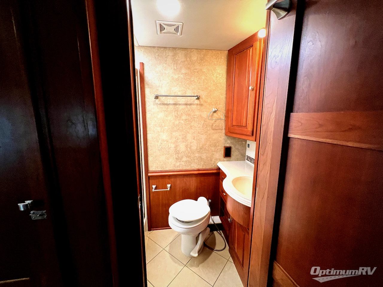 2014 Itasca Meridian 36M Photo 19