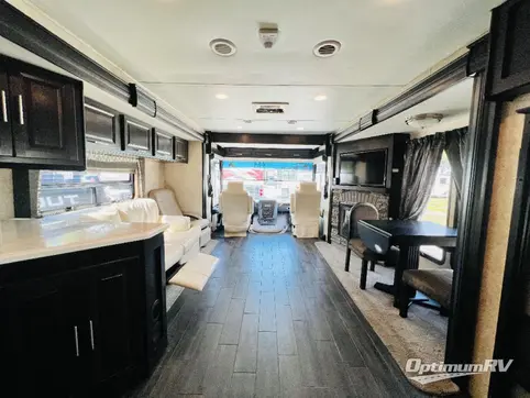 2016 Forest River Georgetown XL 378TS RV Photo 2