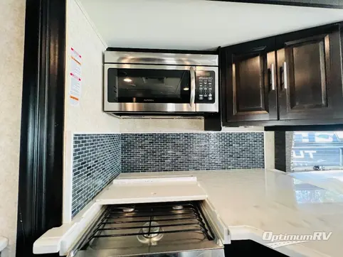 2016 Forest River Georgetown XL 378TS RV Photo 3