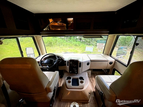 2018 Thor ACE 29.4 RV Photo 2