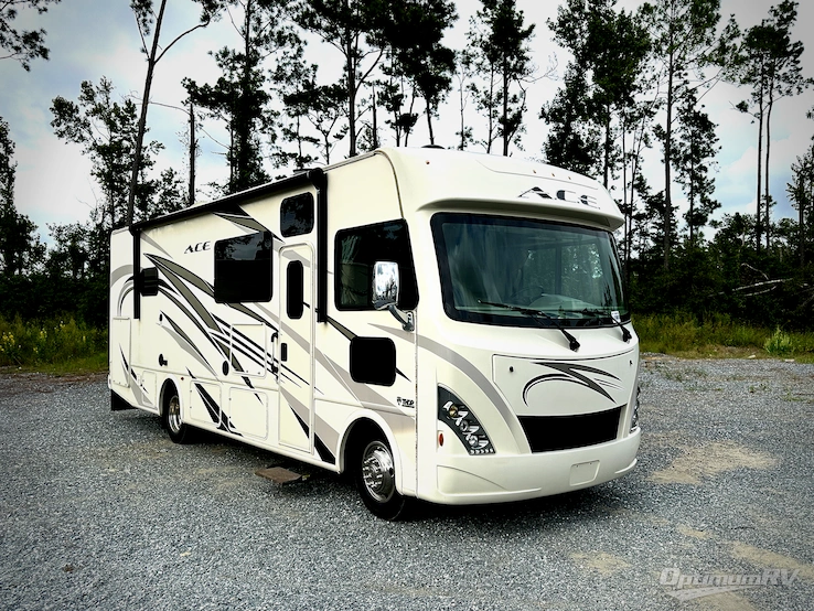 2018 Thor ACE 29.4 RV Photo 1