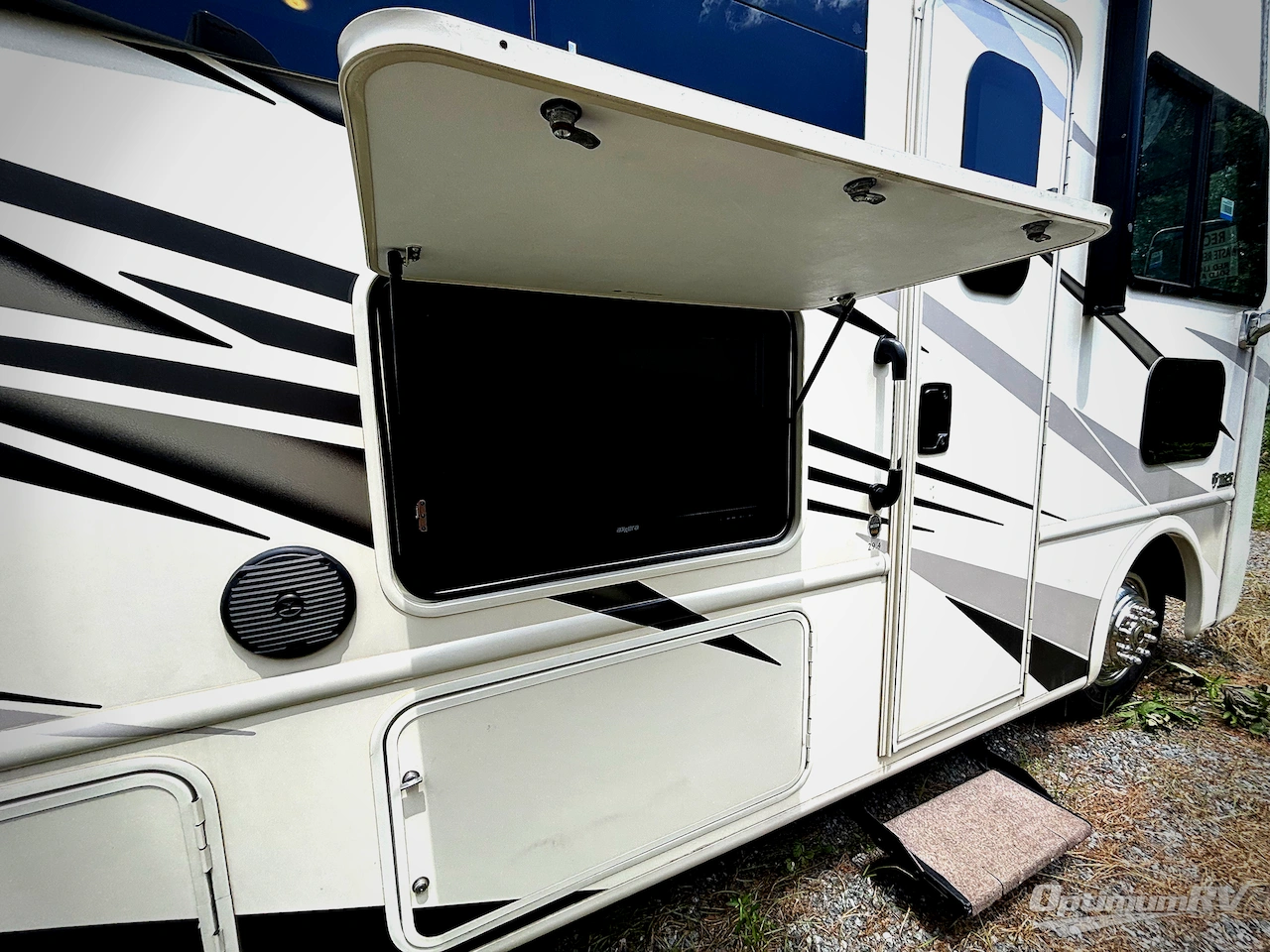 2018 Thor ACE 29.4 Photo 16