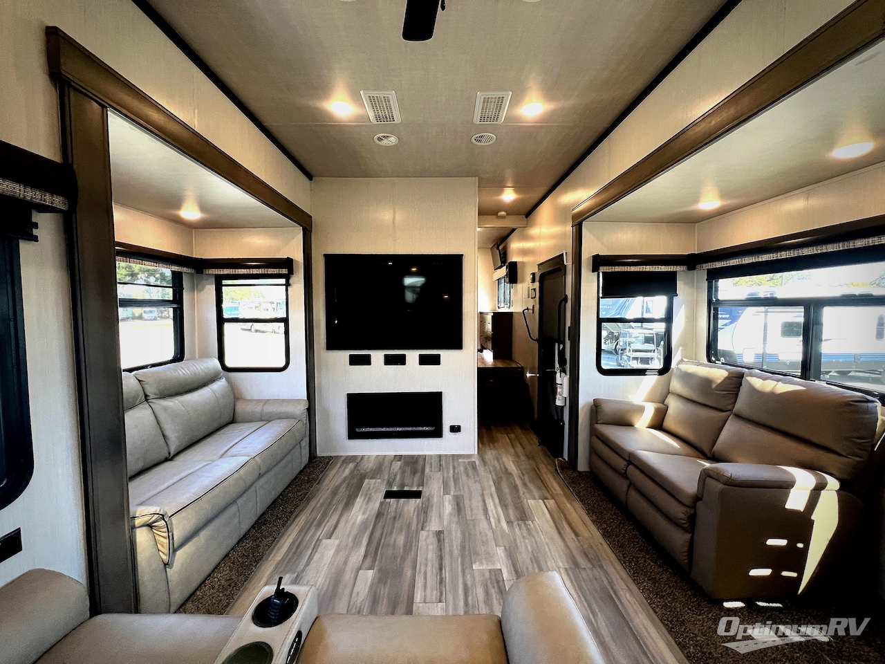 2022 Forest River Cedar Creek 388RK2 Photo 5