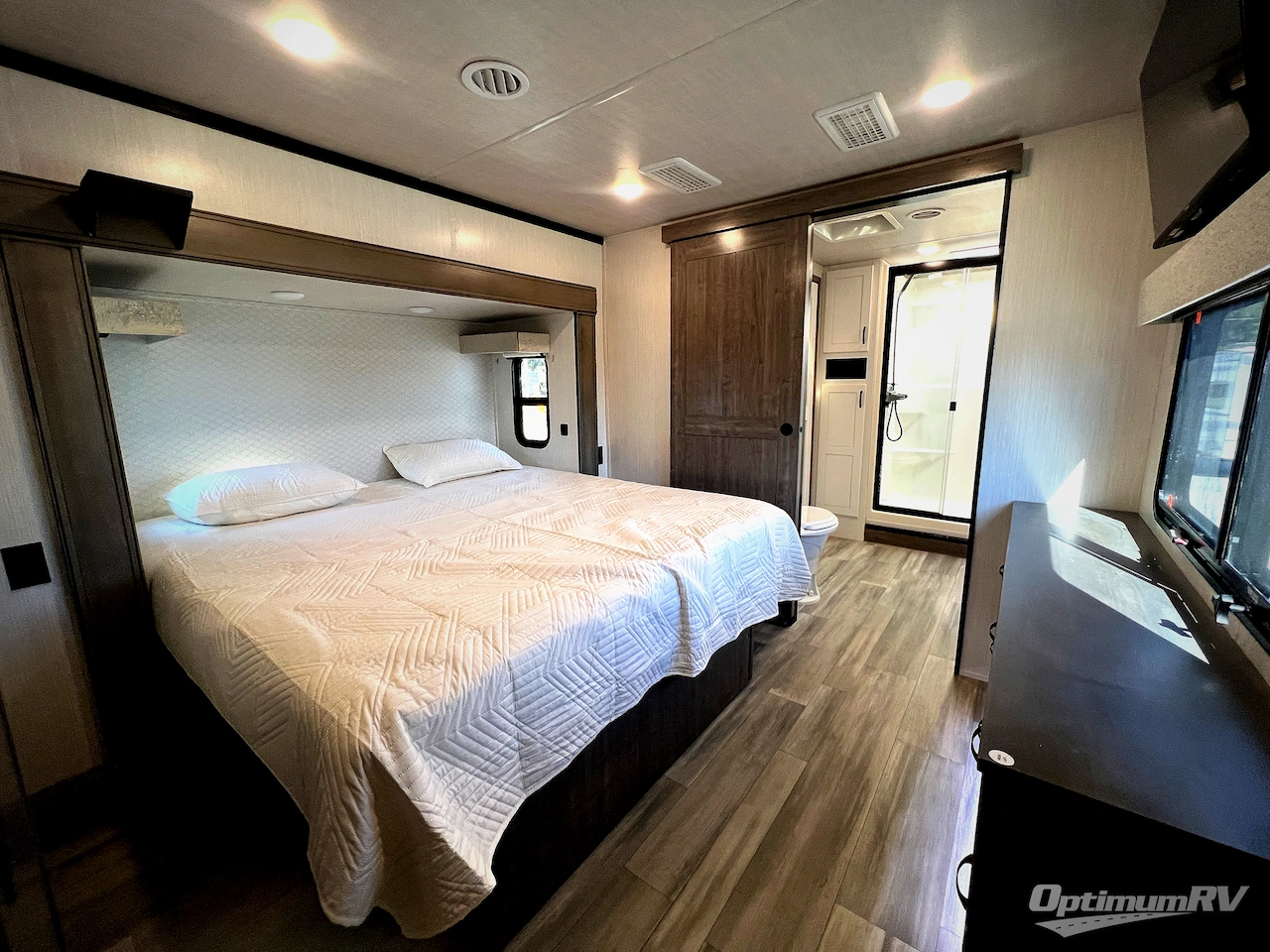 2022 Forest River Cedar Creek 388RK2 Photo 16