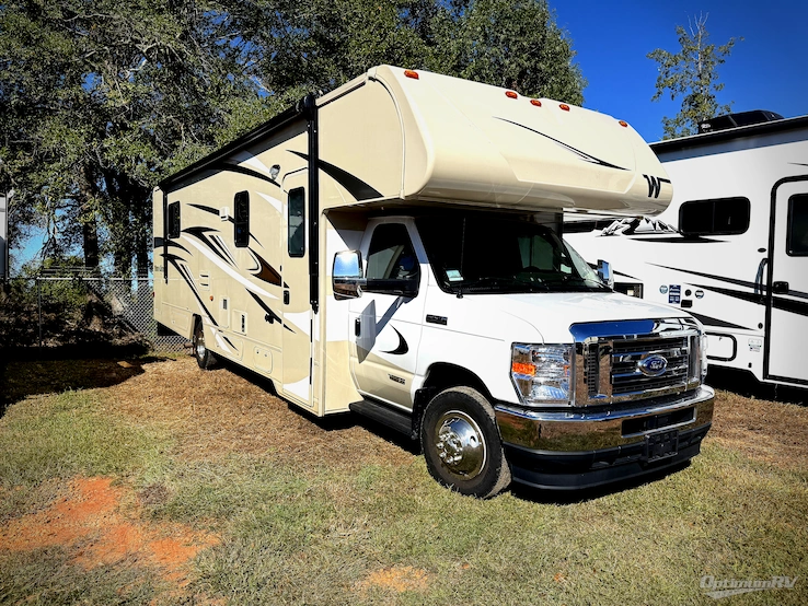 2023 Winnebago Minnie Winnie 31K RV Photo 1