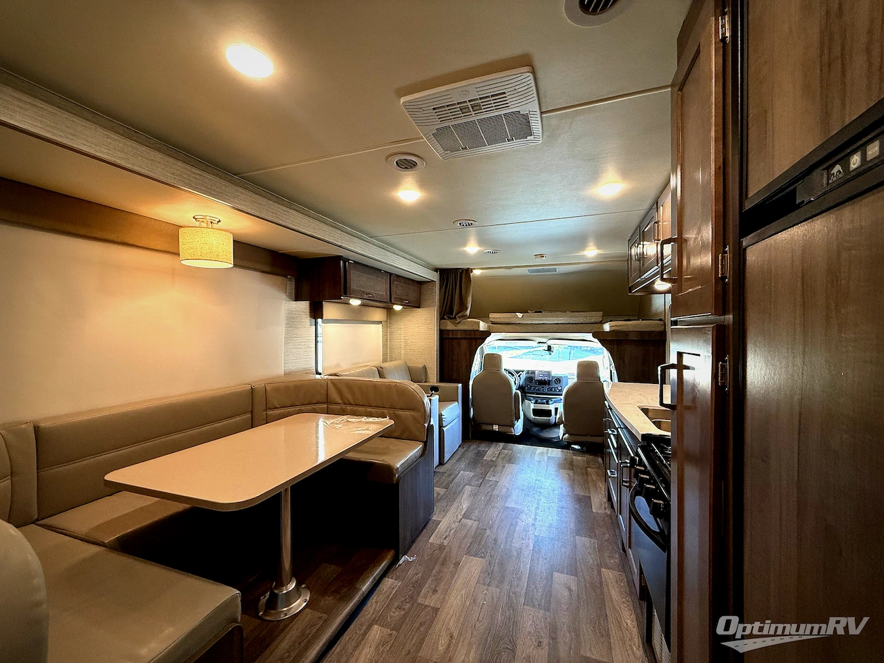 2023 Winnebago Minnie Winnie 31K Photo 4