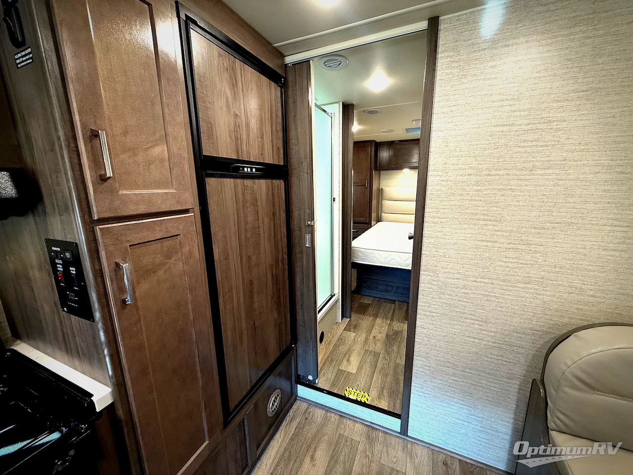 2023 Winnebago Minnie Winnie 31K Photo 12