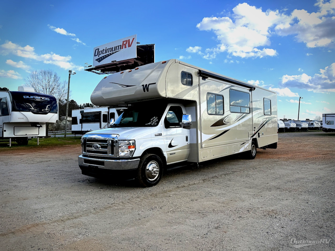 2023 Winnebago Minnie Winnie 31K Photo 4