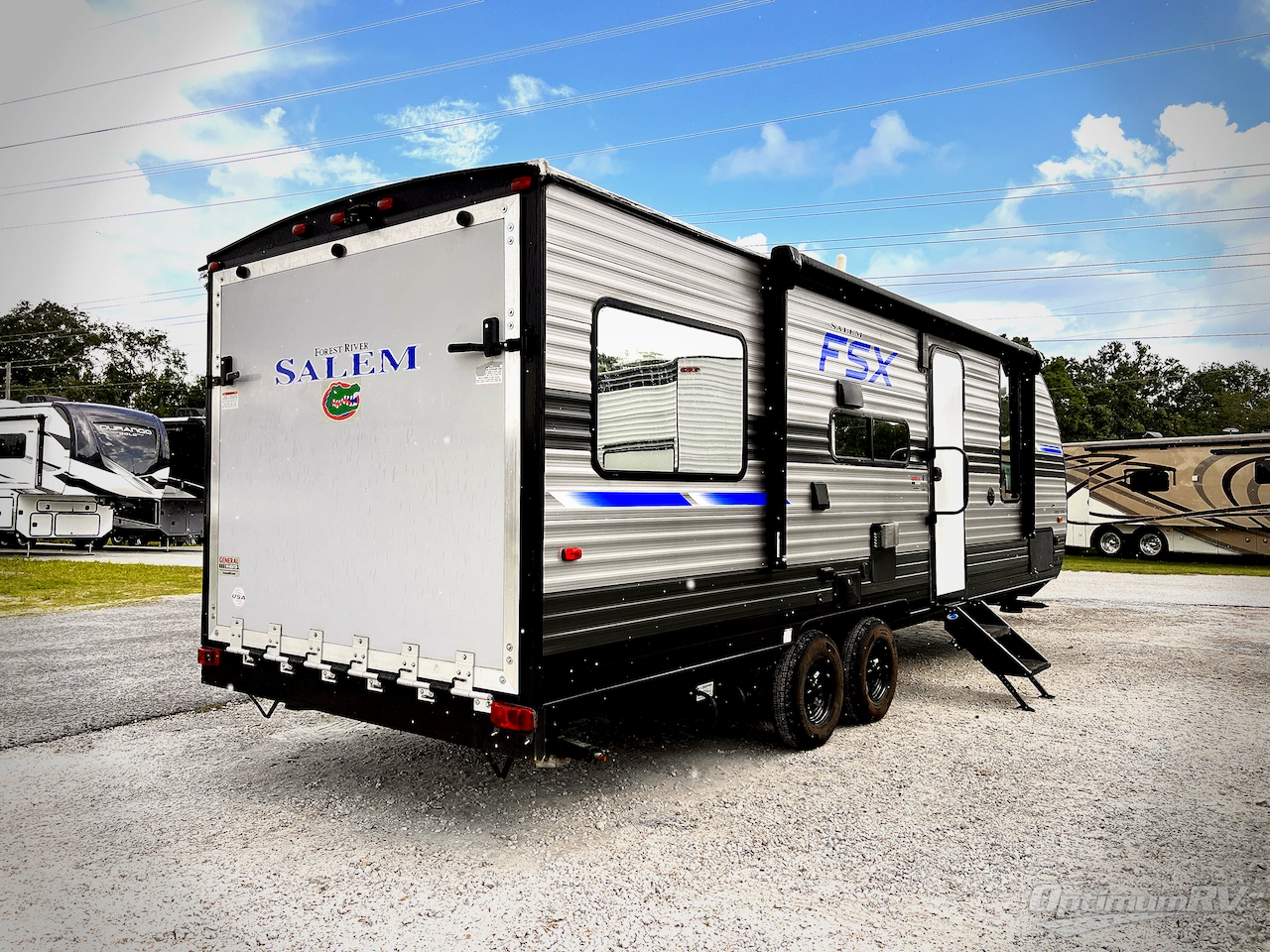 2021 Forest River Salem FSX 210RT Photo 3