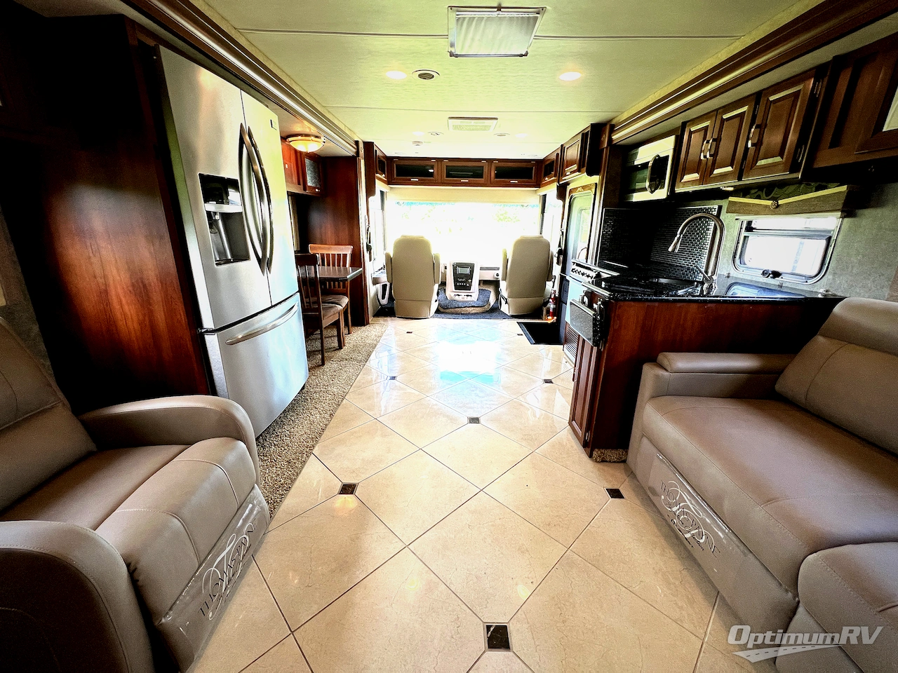 2014 Forest River Georgetown XL 377TSF Photo 6