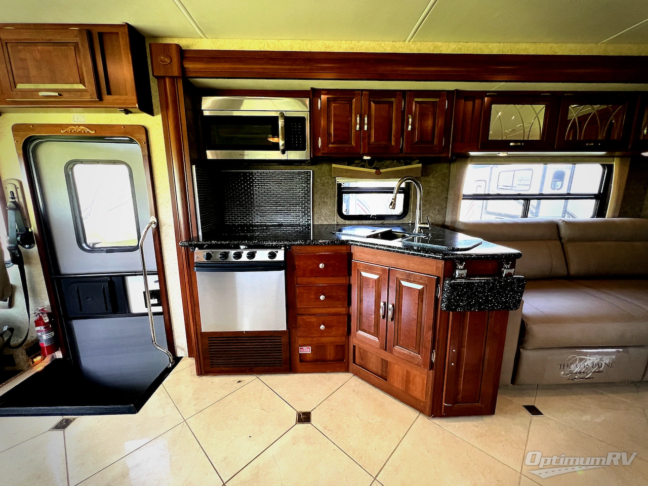 2014 Forest River Georgetown XL 377TSF Photo 14