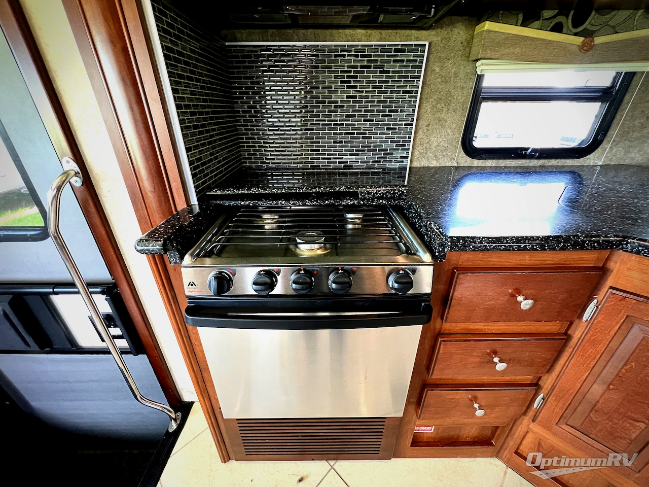 2014 Forest River Georgetown XL 377TSF Photo 16