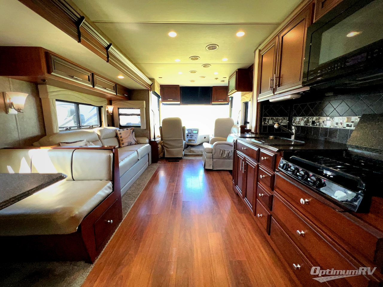 2016 Newmar Canyon Star 3953 Photo 5