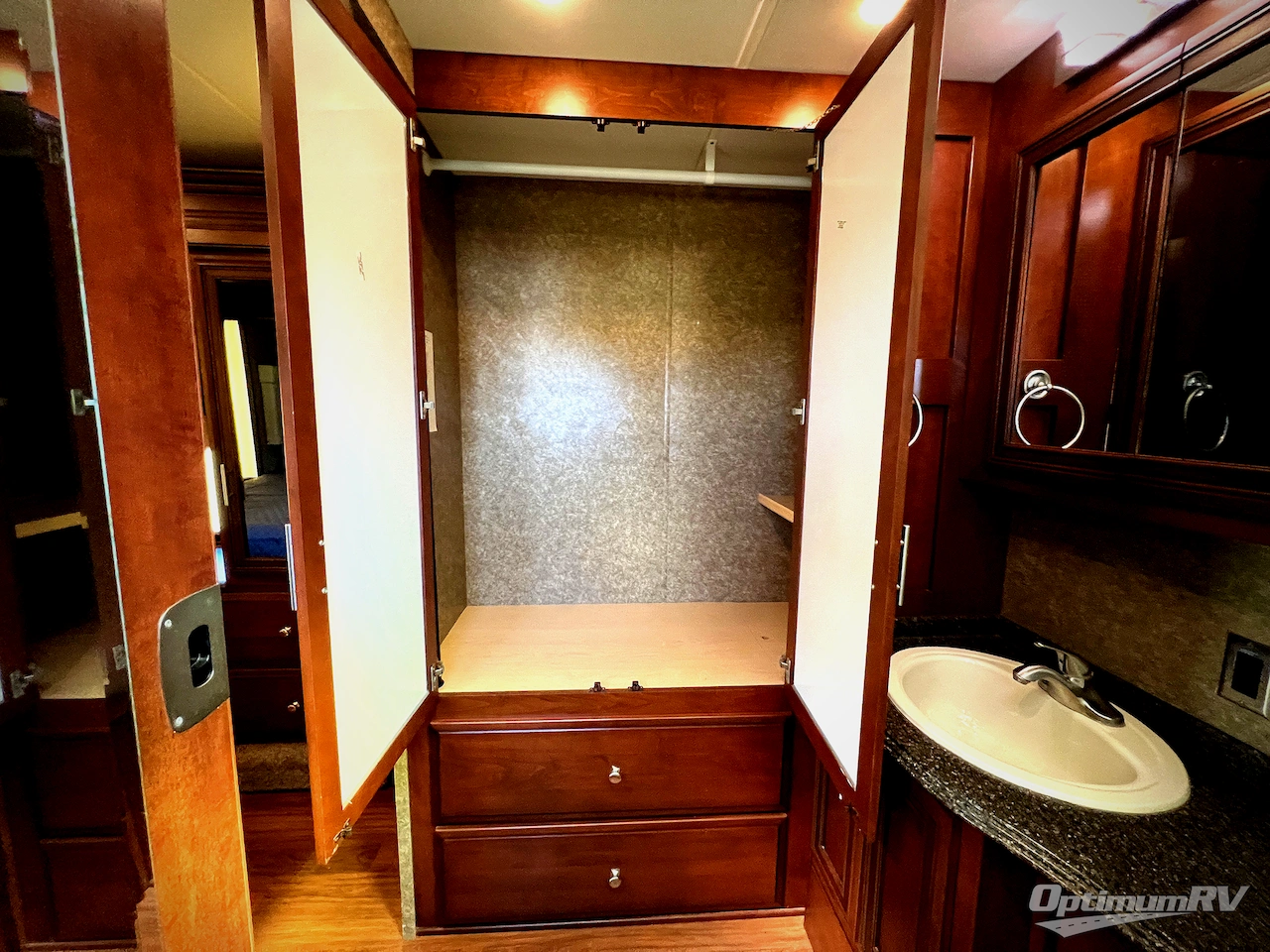 2016 Newmar Canyon Star 3953 Photo 26