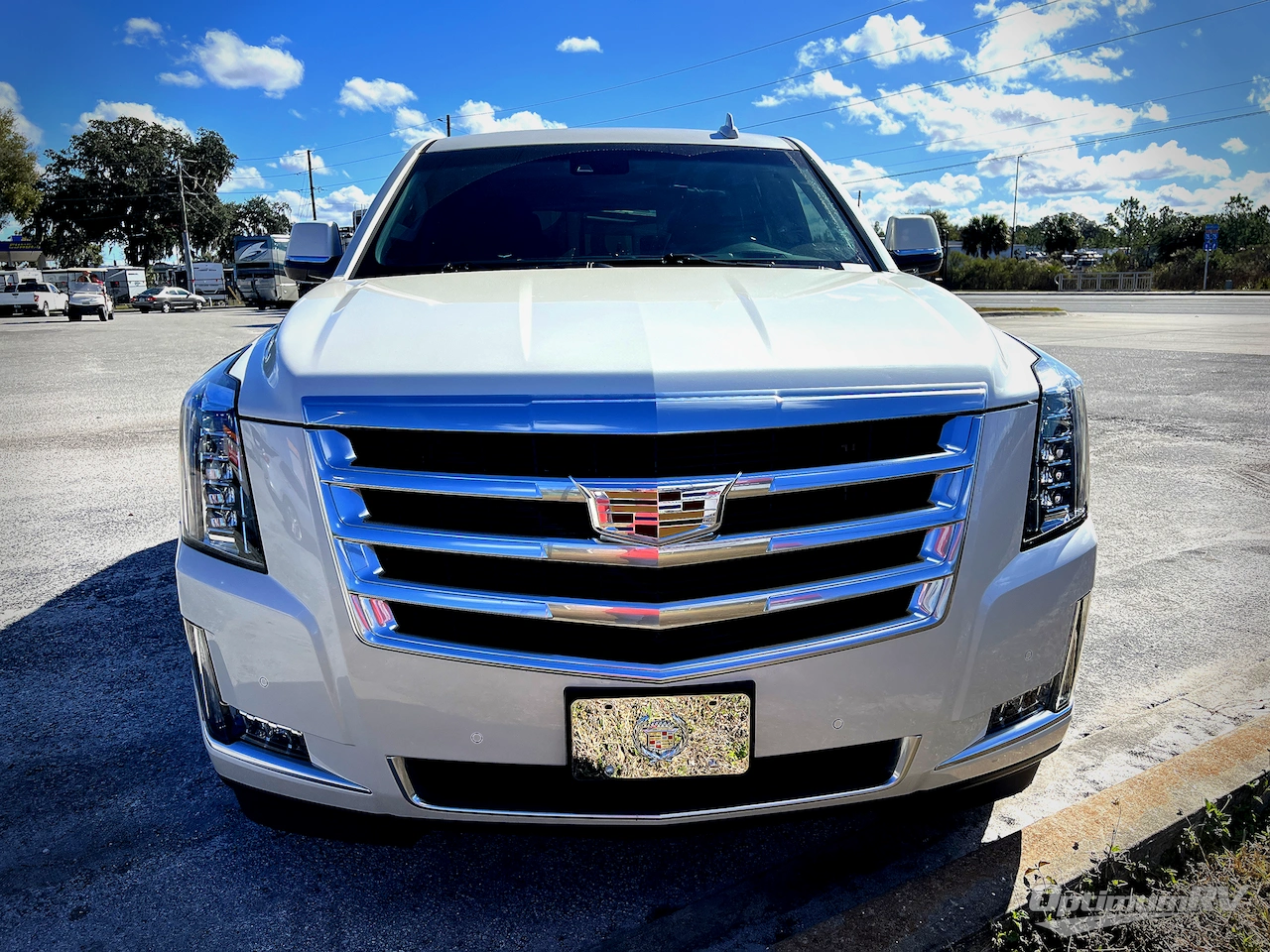 2015 Cadillac Escalade Premium Photo 2