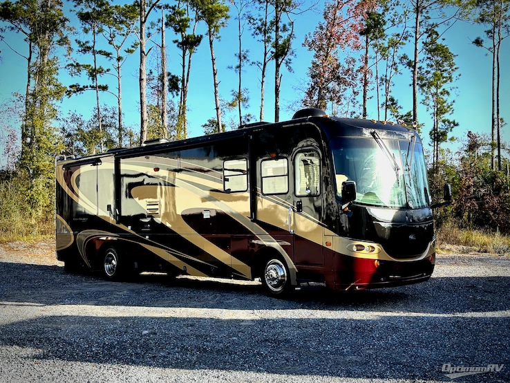 2004 Coachmen Sportscoach Cross Country 34F RV Photo 1