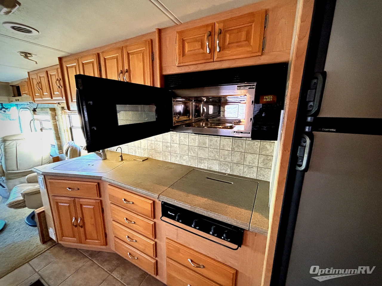 2004 Coachmen Sportscoach Cross Country 34F Photo 7