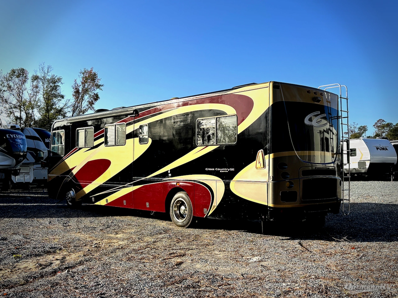 2004 Coachmen Sportscoach Cross Country 34F Photo 3