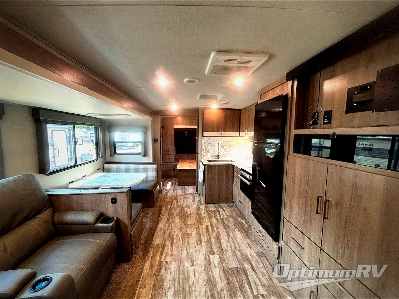 2022 Grand Design Imagine 2800BH Photo 5
