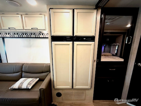 2022 Entegra Vision 27A RV Photo 3