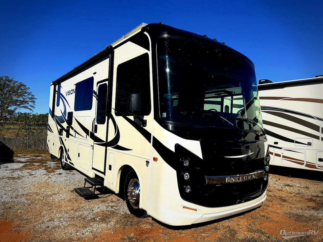 2022 Entegra Vision 27A Photo 1