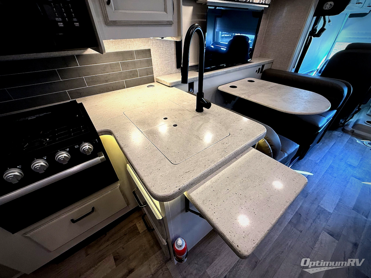 2022 Entegra Vision 27A Photo 9