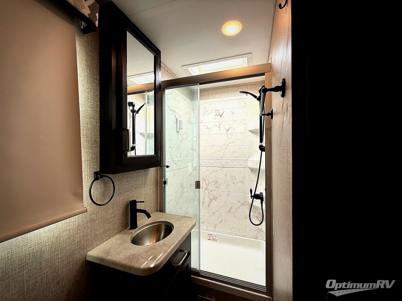 2022 Entegra Vision 27A Photo 14