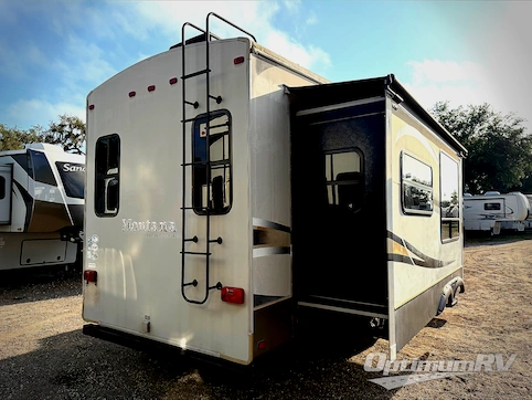 2013 Keystone Montana High Country 318RE RV Photo 4