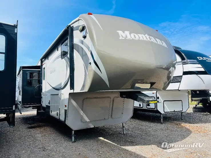 2013 Keystone Montana High Country 318RE RV Photo 1