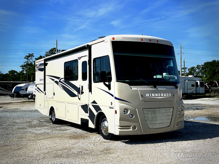2017 Winnebago Sunstar 29VE RV Photo 1