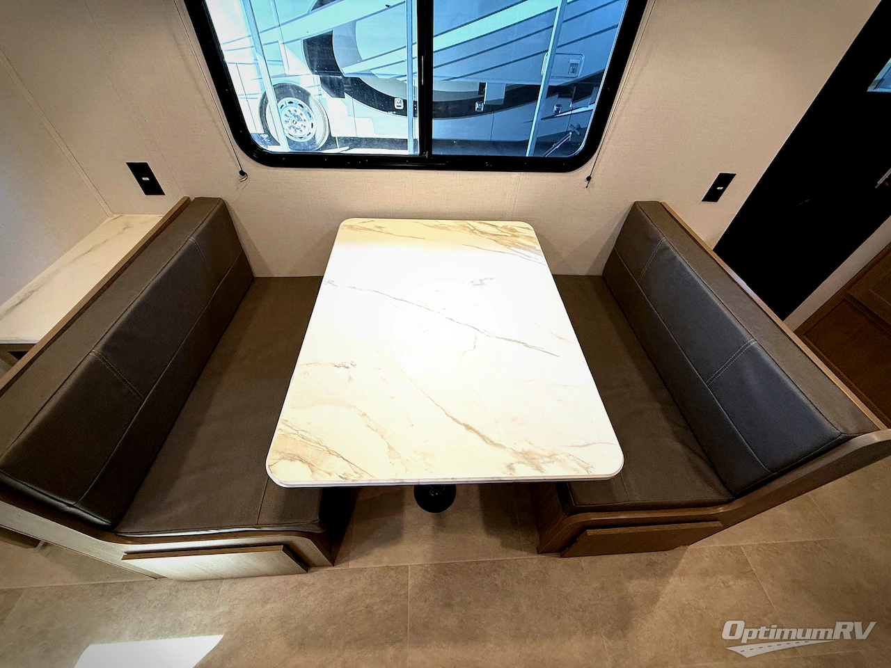 2026 Dutchmen Aspen Trail LE 19RB Photo 9