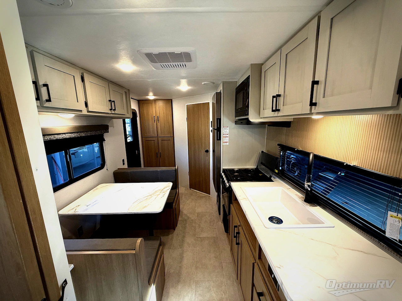 2026 Dutchmen Aspen Trail LE 19RB Photo 13