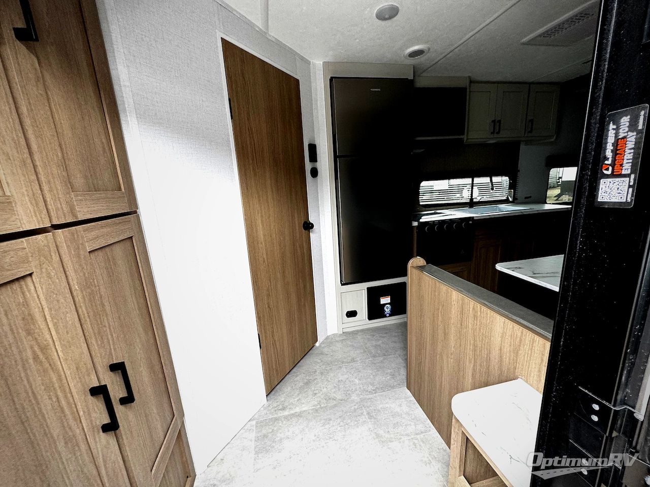 2026 Dutchmen Aspen Trail LE 19RB Photo 3