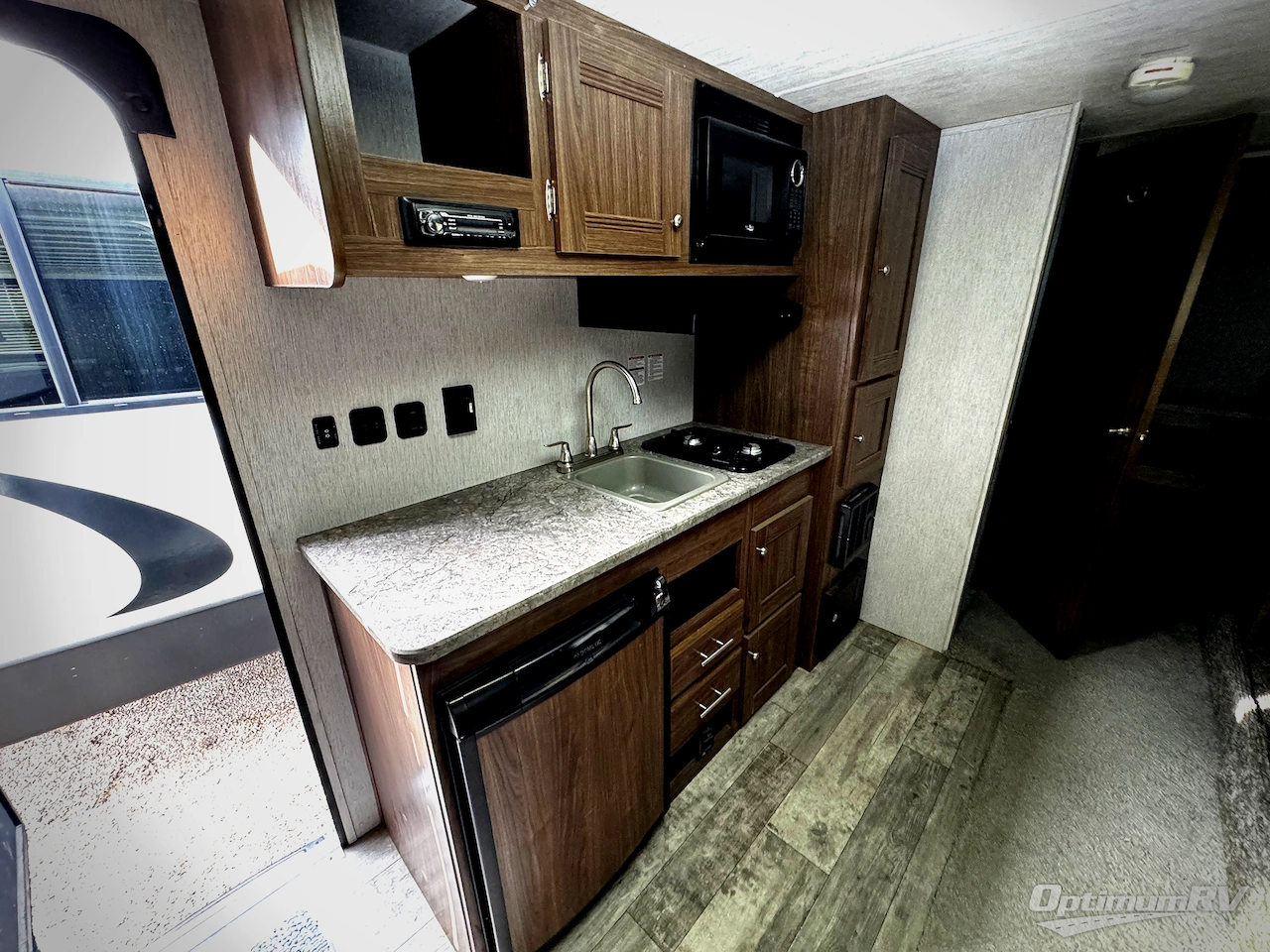 2018 Heartland Pioneer SO185 Photo 4