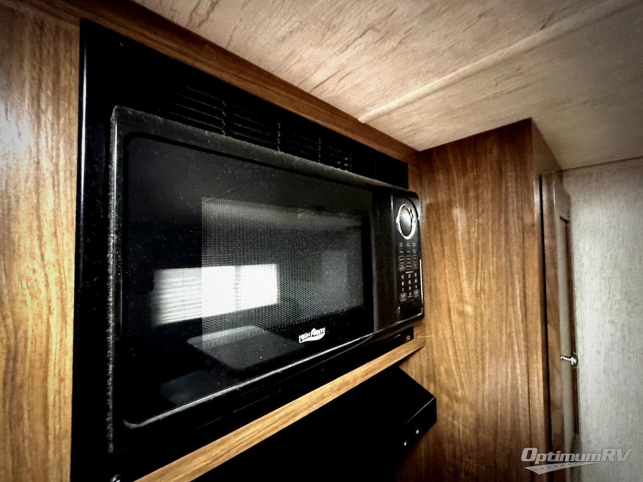 2018 Heartland Pioneer SO185 Photo 6