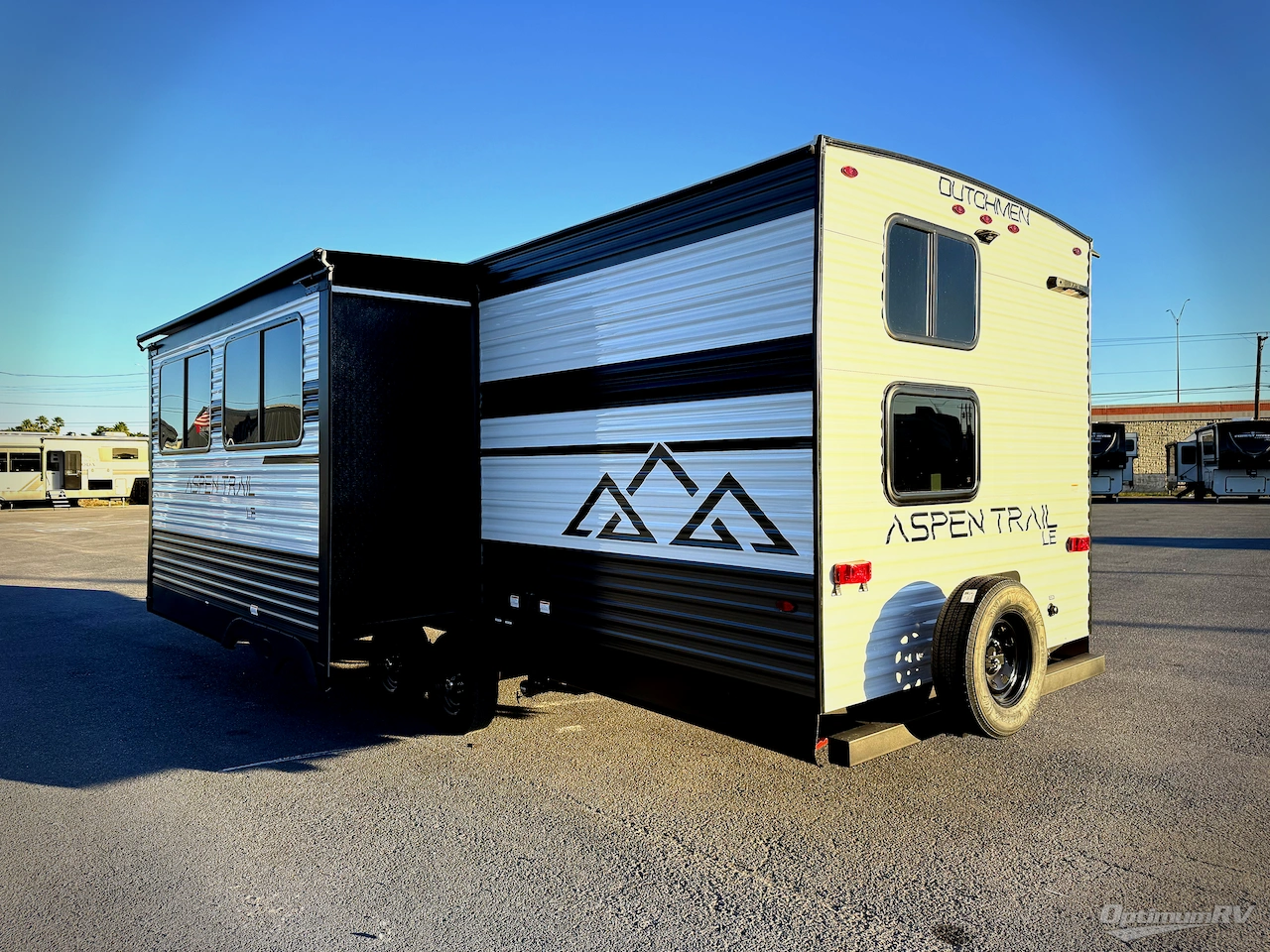 2026 Dutchmen Aspen Trail LE 29TB Photo 3