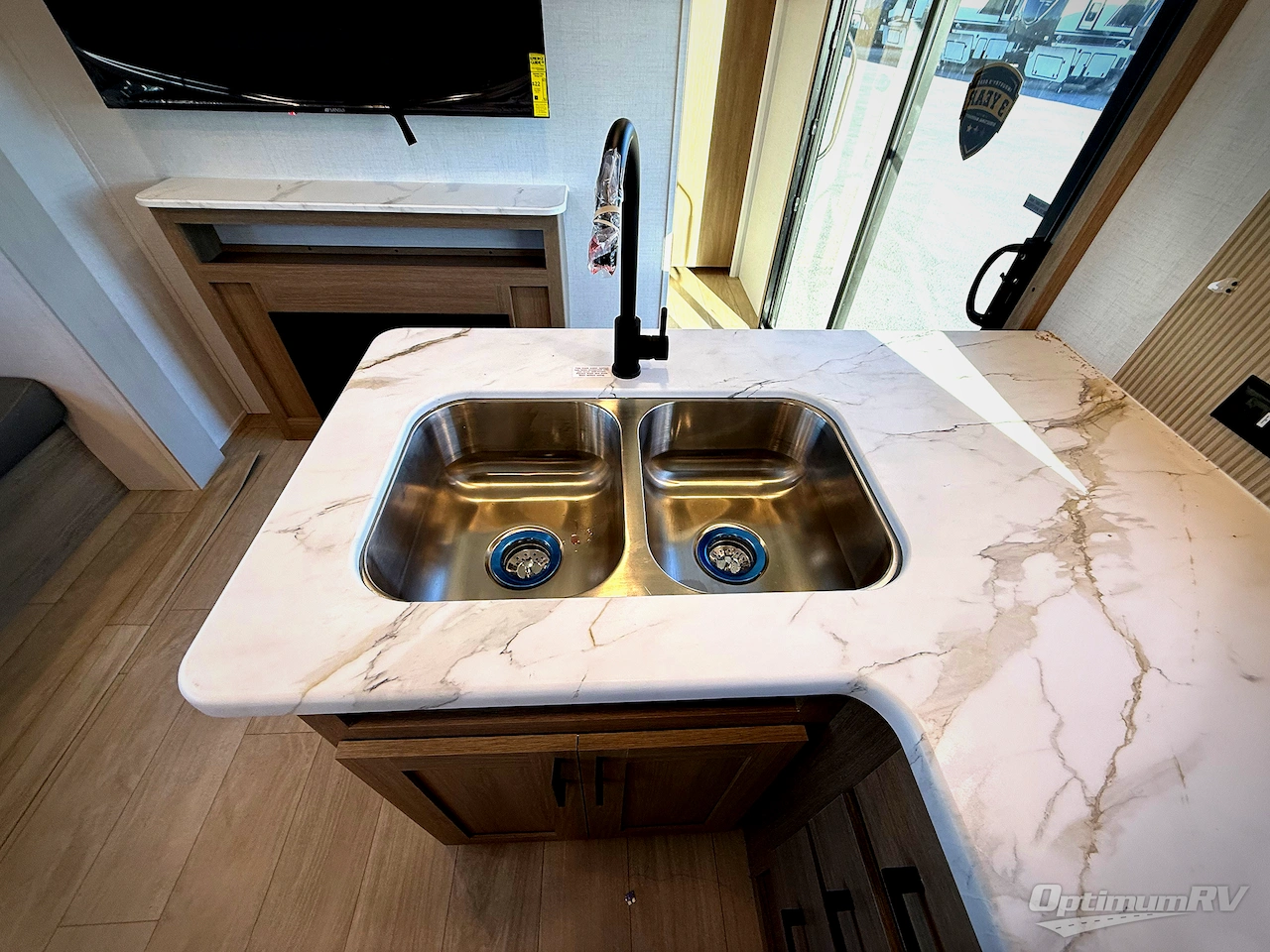 2026 Dutchmen Aspen Trail 38DS Photo 7