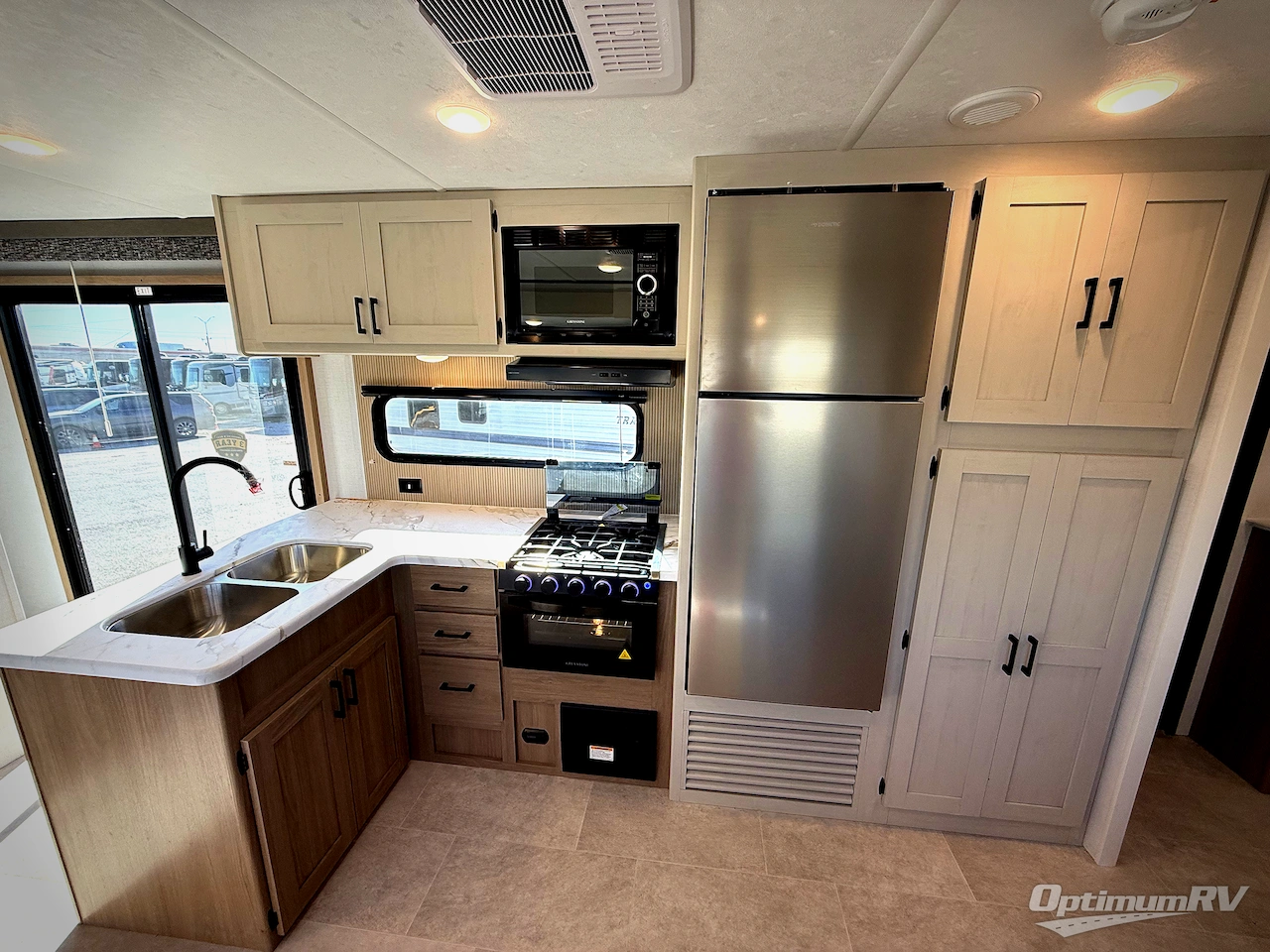 2026 Dutchmen Aspen Trail 38DS Photo 11