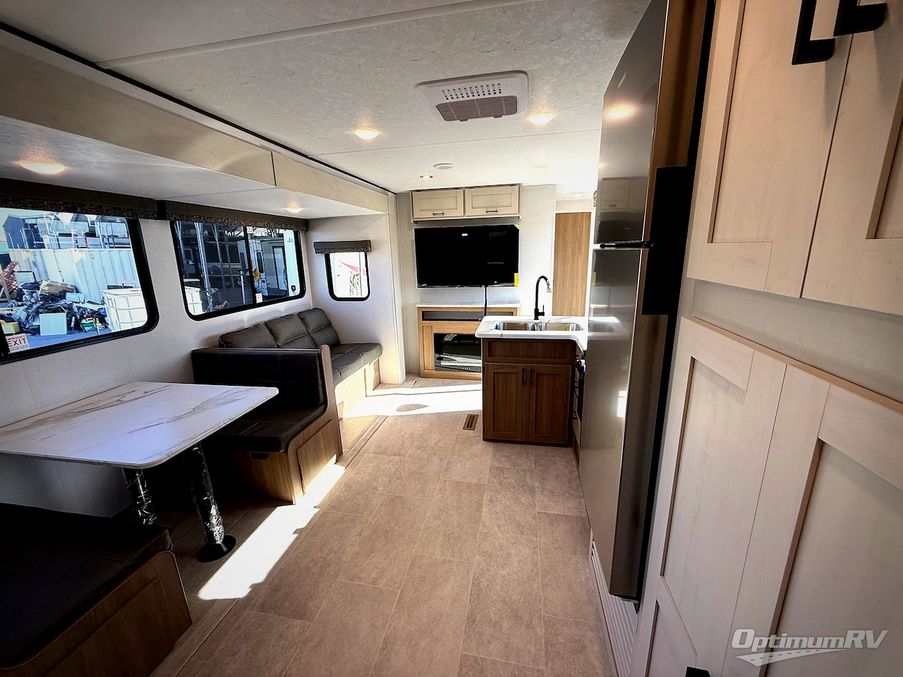 2026 Dutchmen Aspen Trail 38DS Photo 14