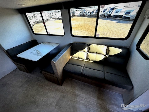 2026 Dutchmen Aspen Trail 38DS RV Photo 2