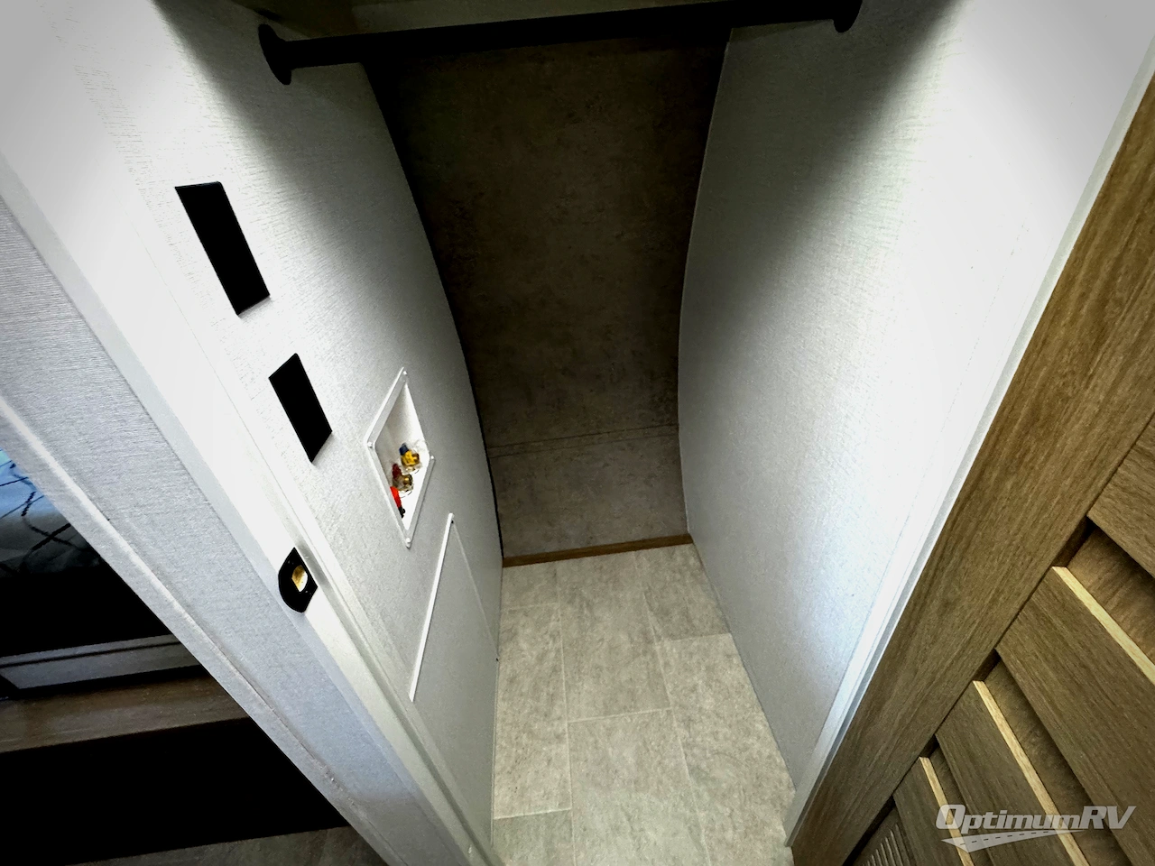 2026 Dutchmen Aspen Trail 38DS Photo 16