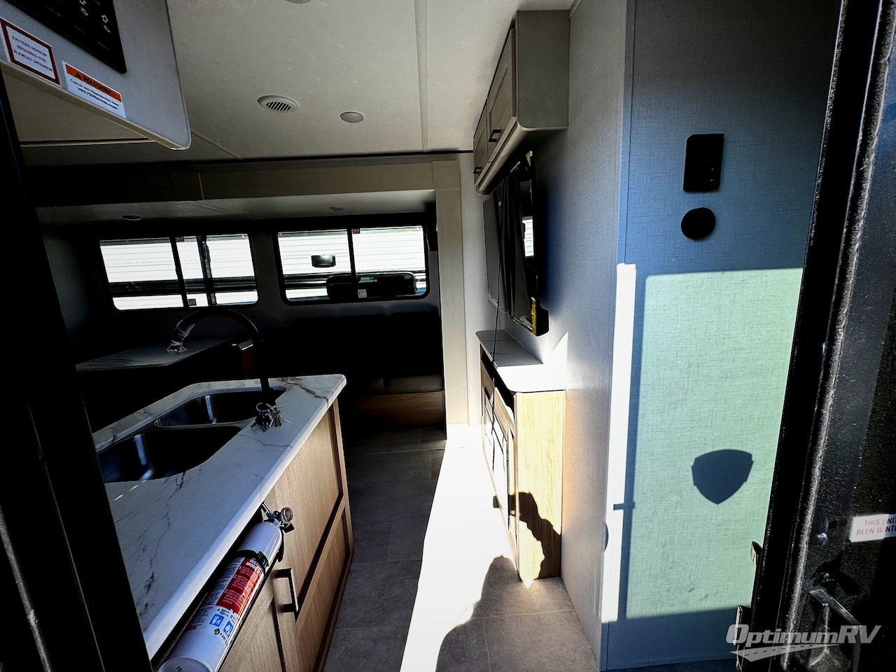 2026 Dutchmen Aspen Trail 38DS Photo 2