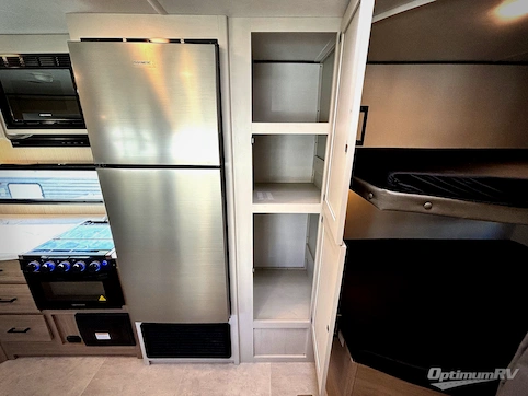 2026 Dutchmen Aspen Trail LE 26BH RV Photo 3