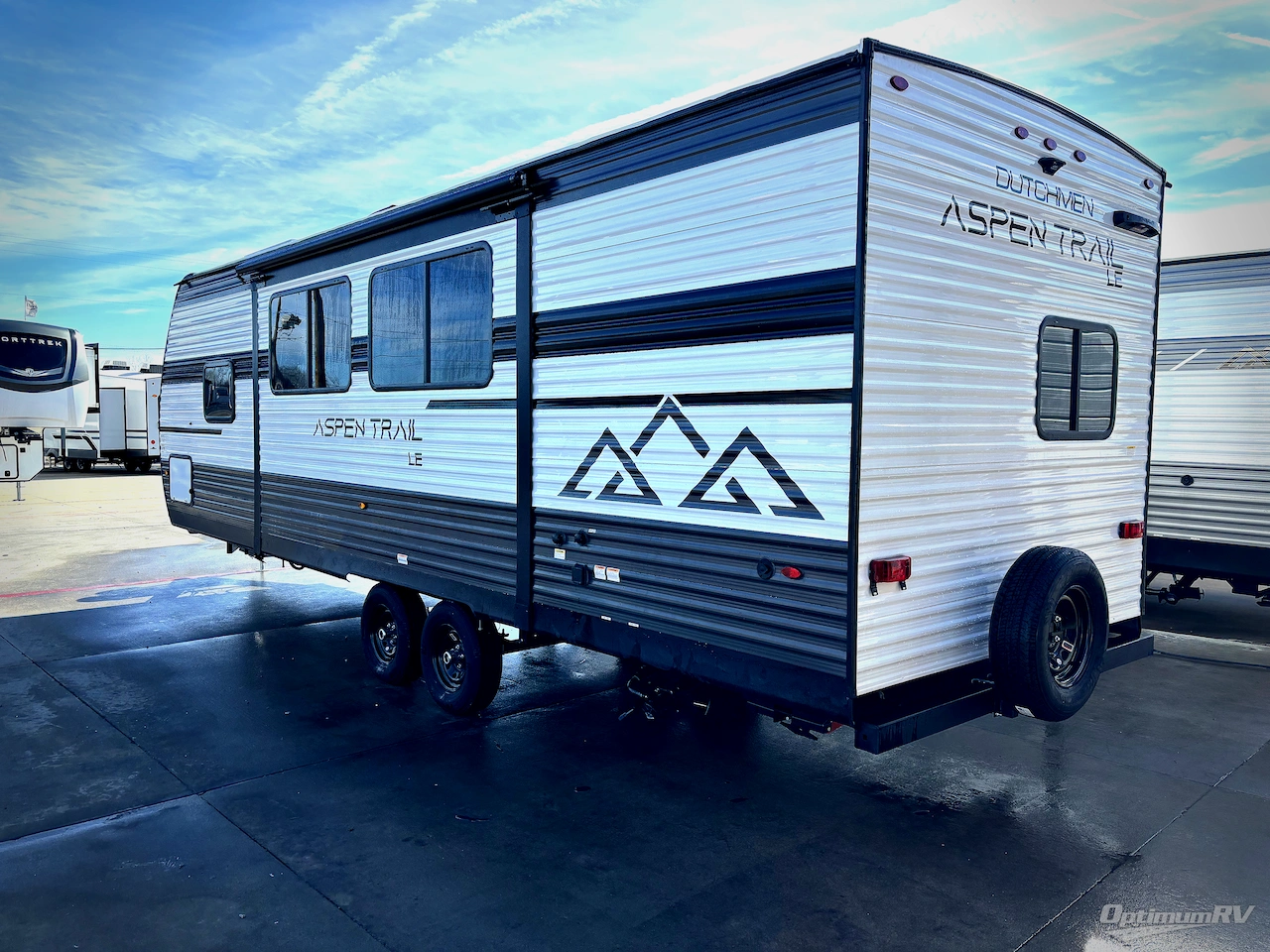 2026 Dutchmen Aspen Trail LE 26BH Photo 3