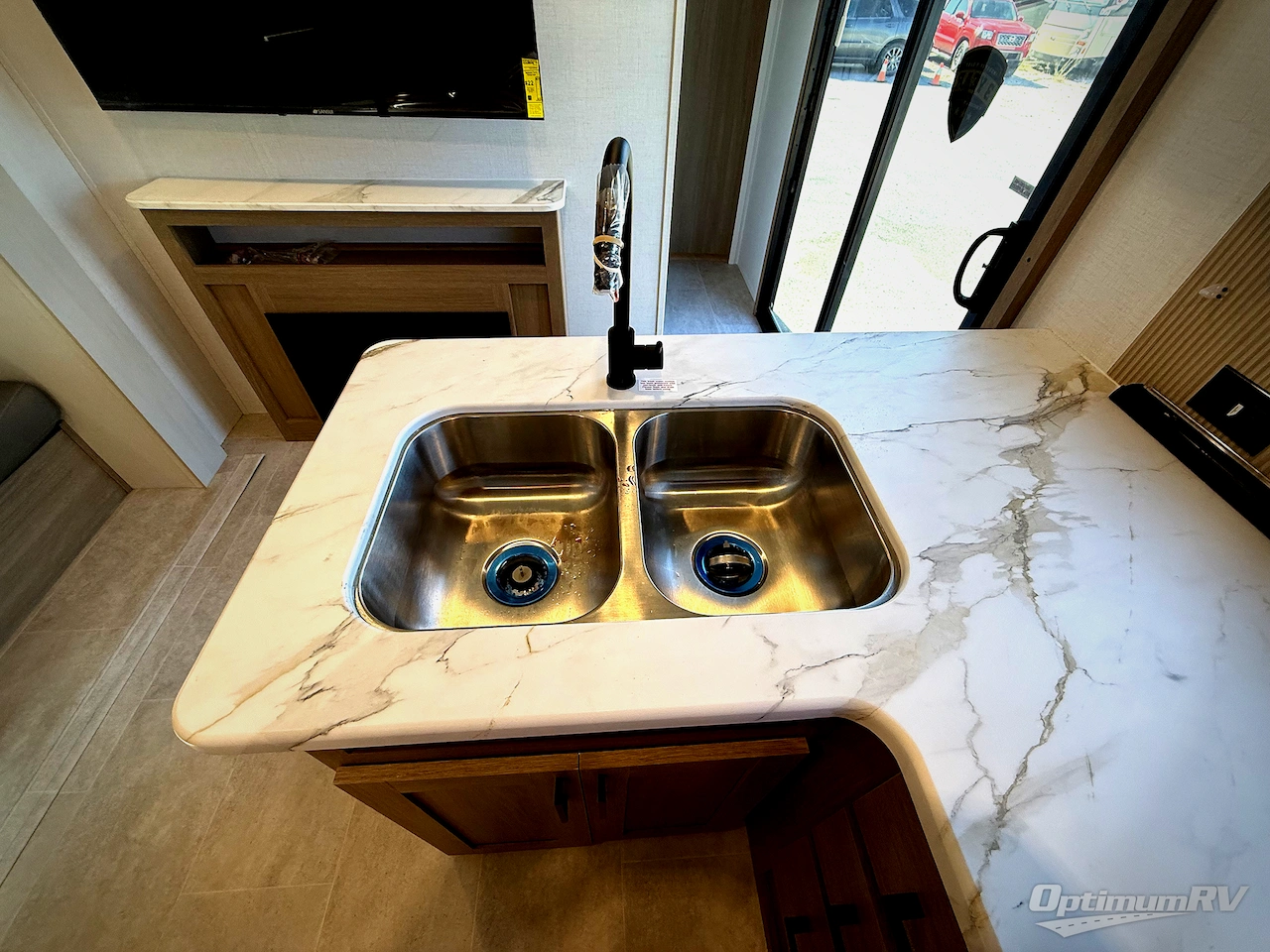 2026 Dutchmen Aspen Trail 38DS Photo 7