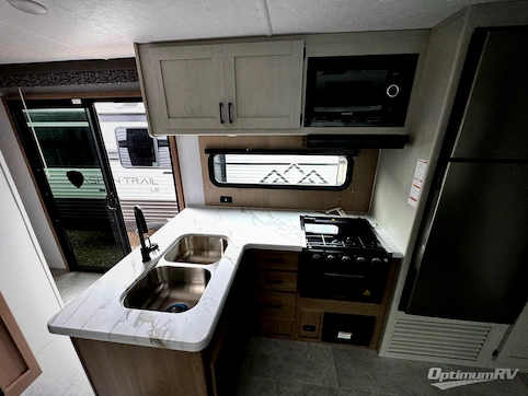 2026 Dutchmen Aspen Trail 38DS RV Photo 4