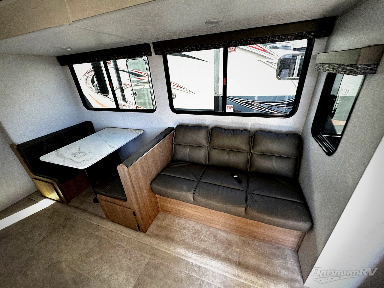 2026 Dutchmen Aspen Trail 38DS Photo 3