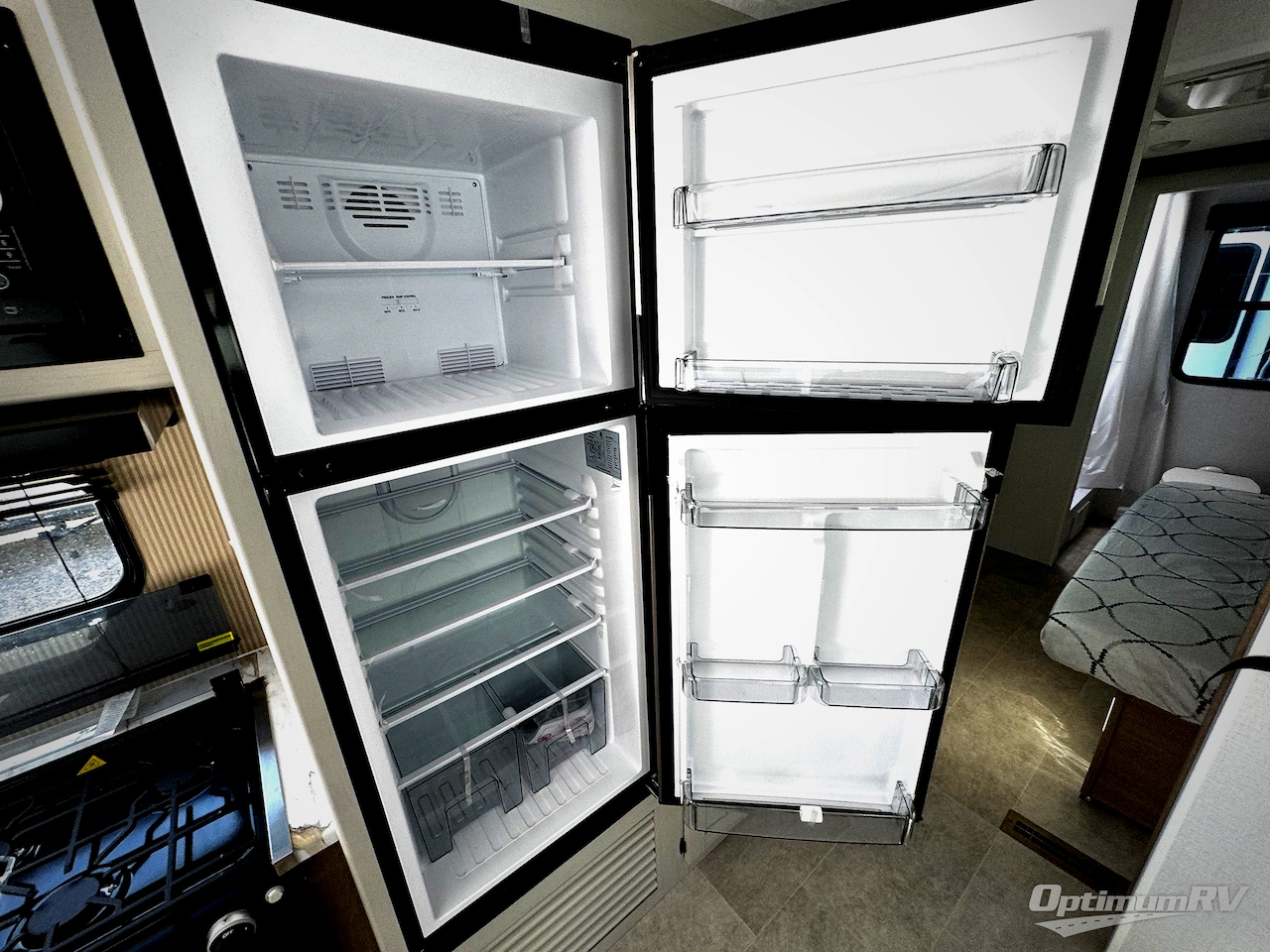 2026 Dutchmen Aspen Trail 38DS Photo 9